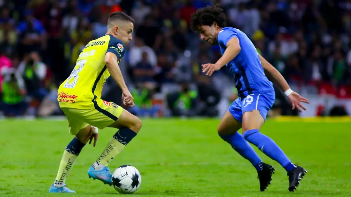 América y Cruz Azul reparten puntos en un clásico joven sin goles